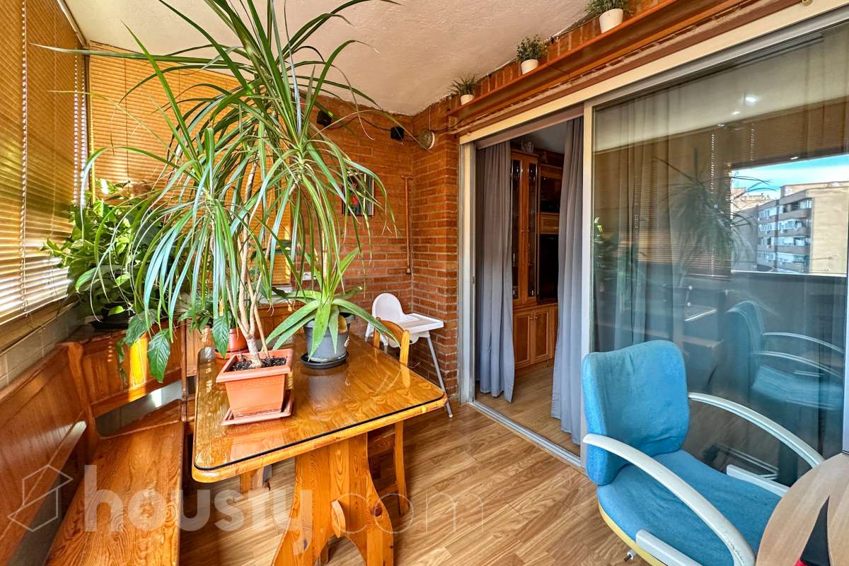 Piso en venta en Plaza de las Palmeras,  Torrejón de Ardoz-0