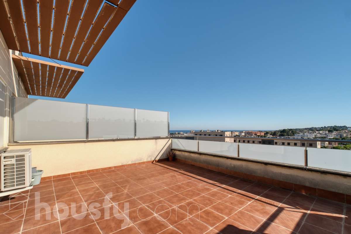 Dúplex en venta en Plaça Indira Gandhi,  Roda de Berà-1