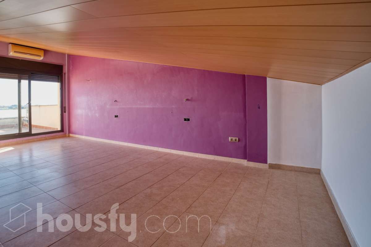 Dúplex en venta en Plaça Indira Gandhi,  Roda de Berà-3