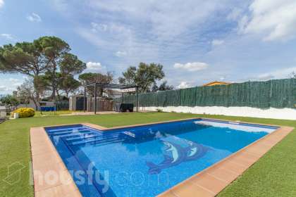Casa en venta en Carrer Tarragona, Sils-0