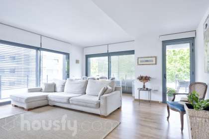 Piso en venta en Carrer Antoni Agraz, 2 Parc. B4.2 Urbanització Can Mates, Can Matas, Sant Cugat del Vallès-0