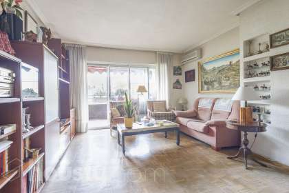 Piso en Calle de Luis Mitjans