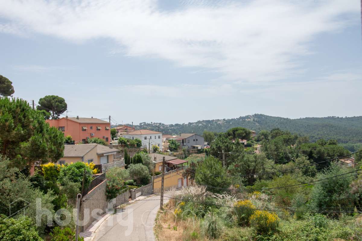 Casa en venta en Calle Grevol,  Vidreres-1