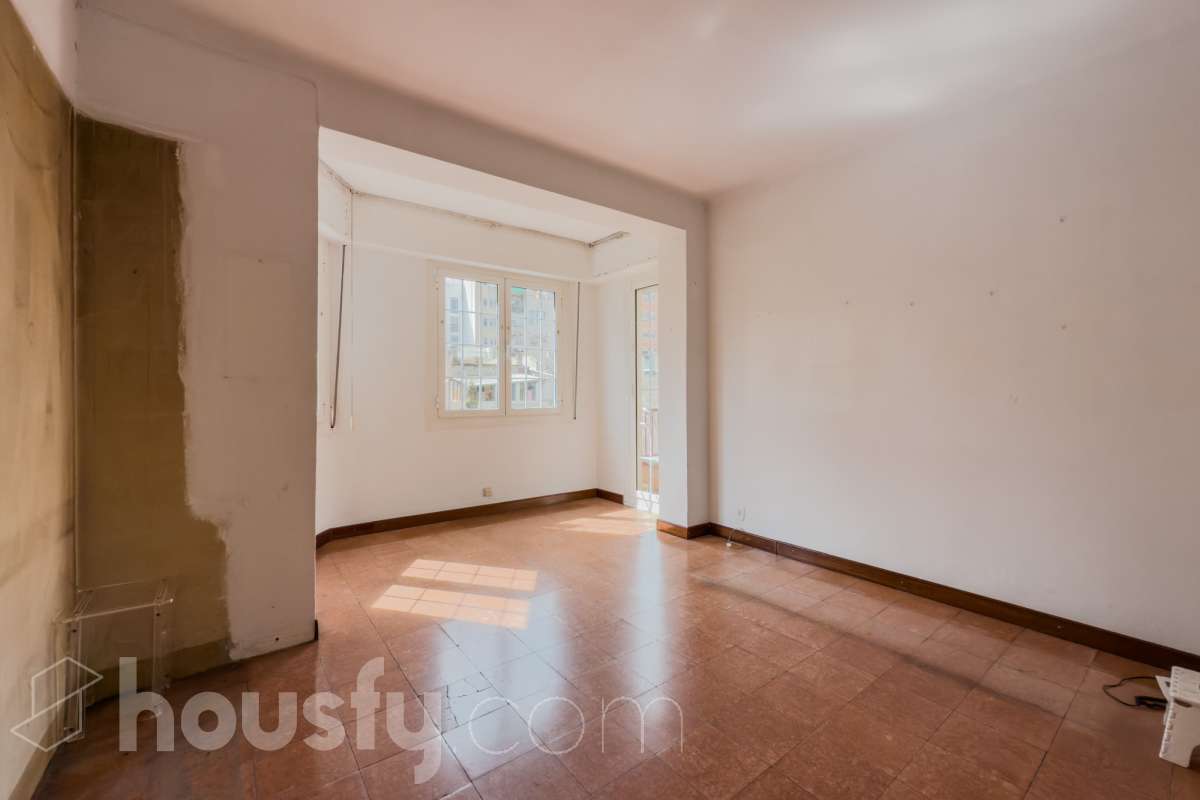 Piso en venta en Avinguda de Vallcarca, Gràcia, Barcelona-1