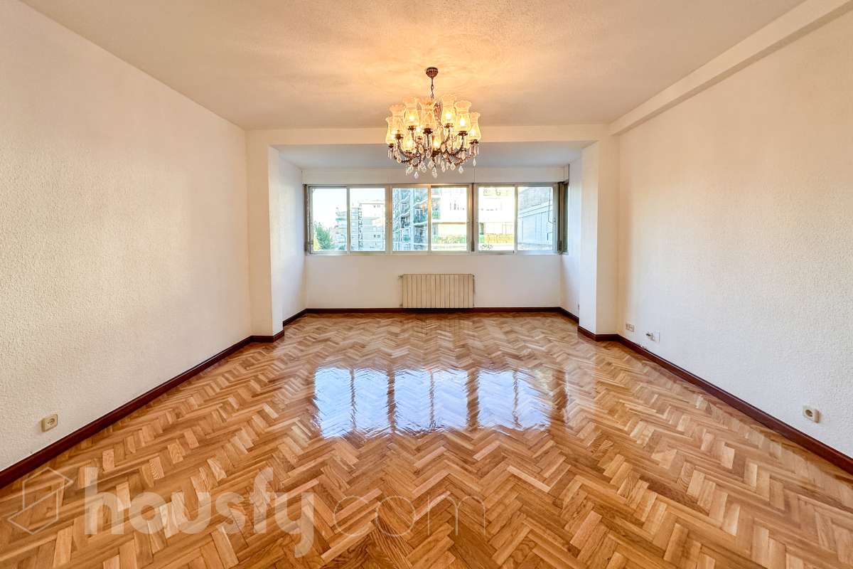 Piso en venta en Calle del Siglo Futuro, Carabanchel, Madrid-0