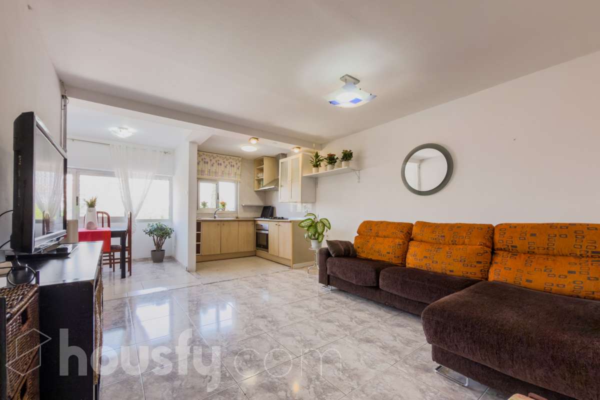 Piso en venta en Gran Via de les Corts Catalanes, Sant Martí, Barcelona-1