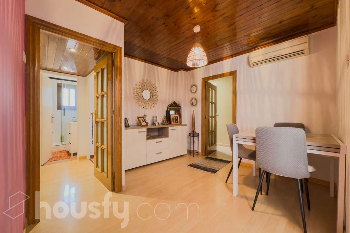 Piso en venta en Carrer de Lluís Domènech i Montaner,  Cornellà de Llobregat-2