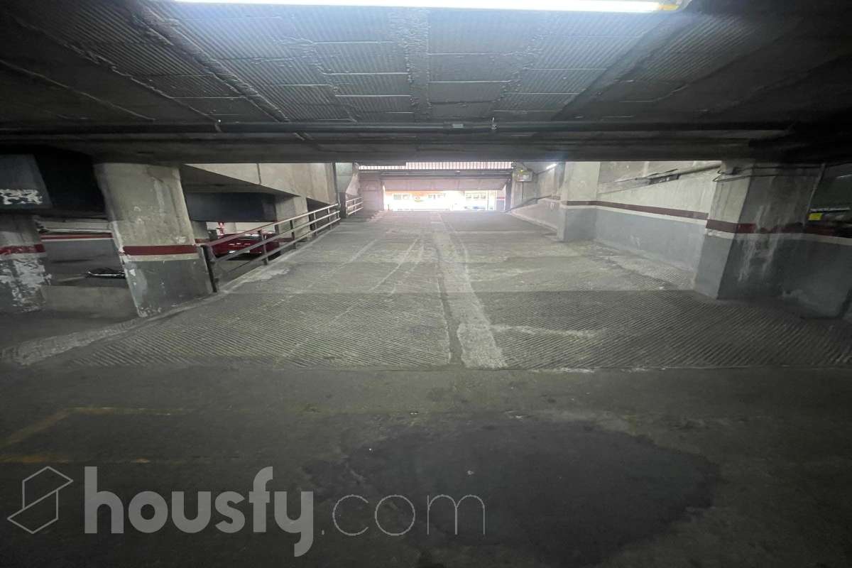 Garaje en venta en Carrer de Berlín, Sants-Montjuïc, Barcelona-3