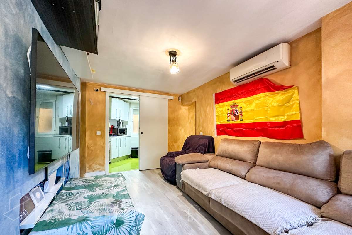 Piso en venta en Cl. Labradores, San Blas, Madrid-2