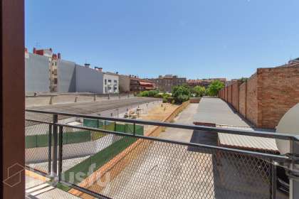 Piso en venta en CL PERE III, Creu de la Ma - Rally sur, Figueres-0