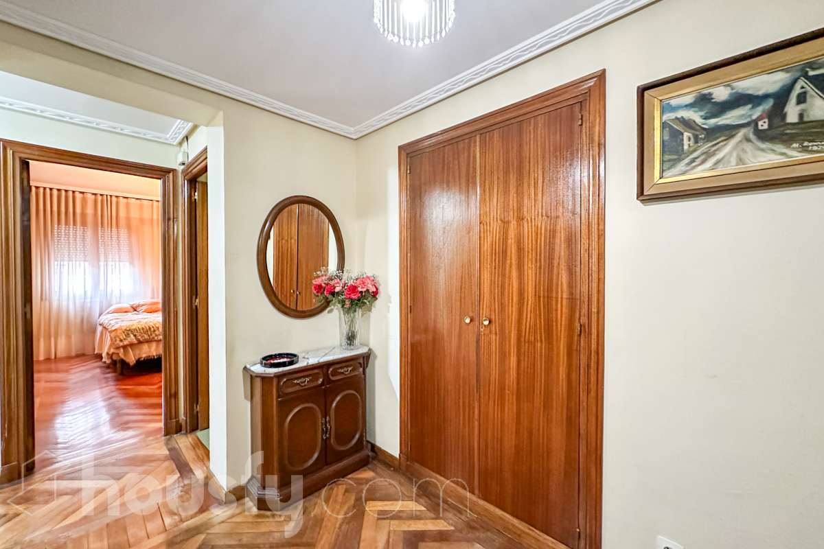 Piso en venta en C. Fermín Caballero, Fuencarral, Madrid-1