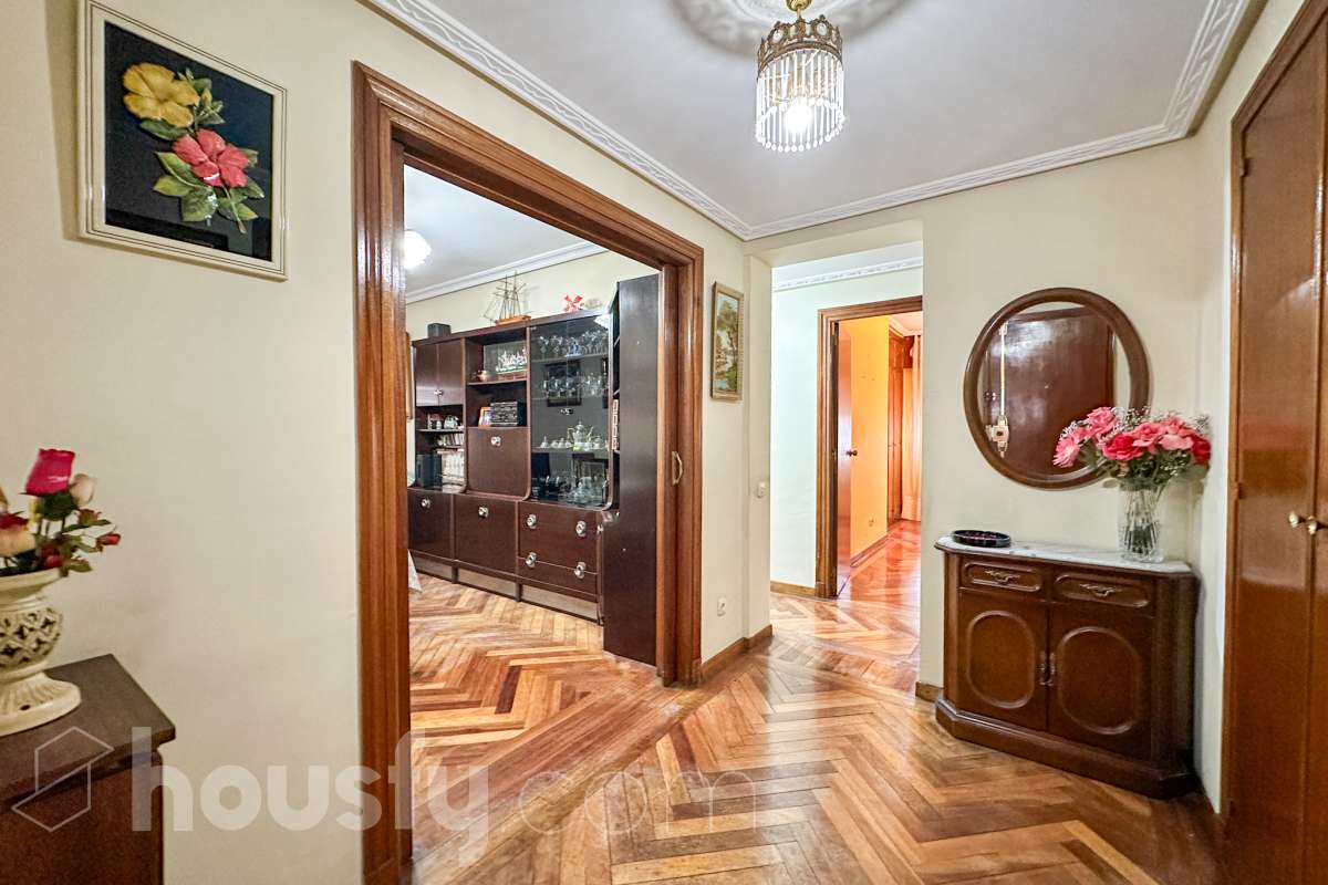 Piso en venta en C. Fermín Caballero, Fuencarral, Madrid-0