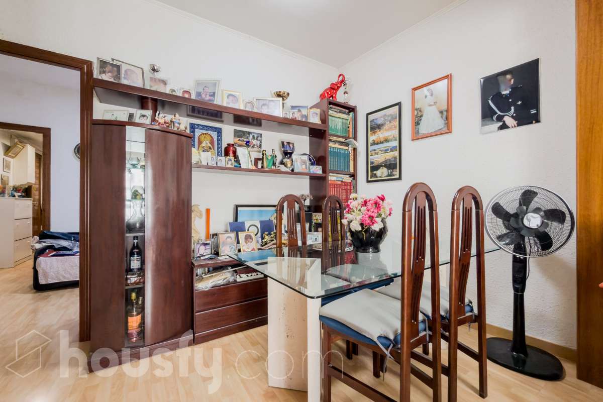 Piso en venta en Carrer de València, Eixample, Barcelona-0