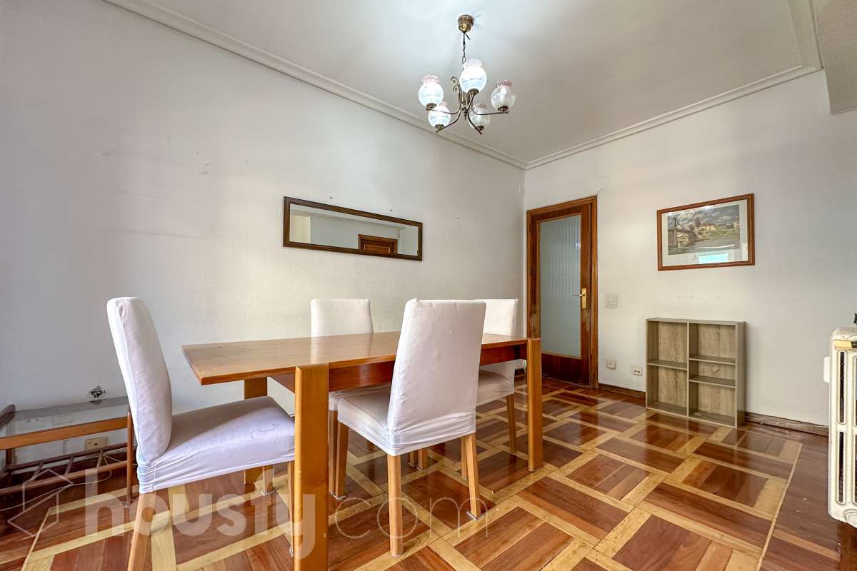 Piso en venta en Calle de Valderribas, Retiro, Madrid-1