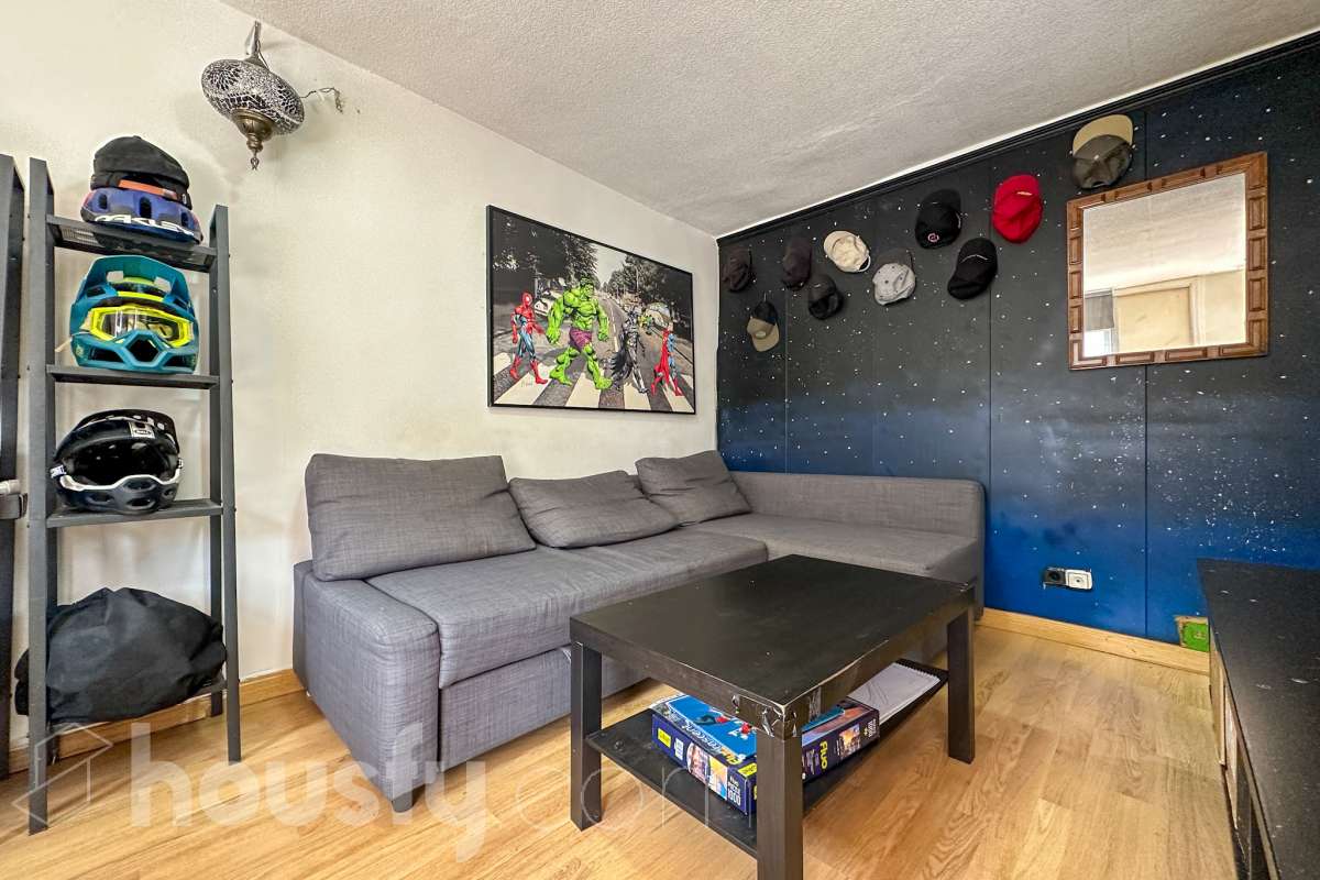 Piso en venta en Cl. Chapistería, San Blas, Madrid-1