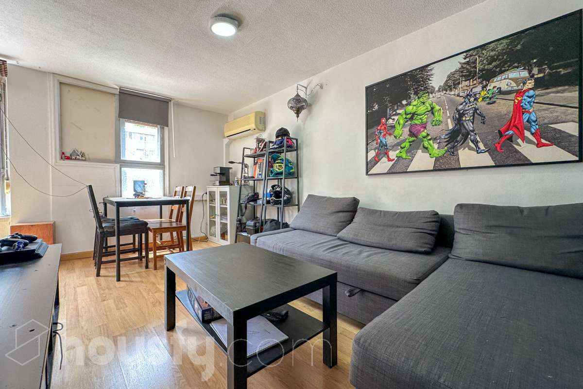 Piso en venta en Cl. Chapistería, San Blas, Madrid-0