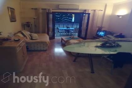 Bajo en Carrer d'Aragó