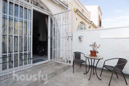 Casa en venta en CL RODRIGO, La Siesta - El Salado - Torreta, Torrevieja-0
