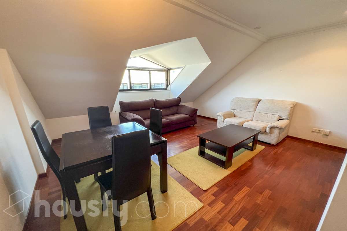 Piso en venta en Rúa Buxo,  Ames-1