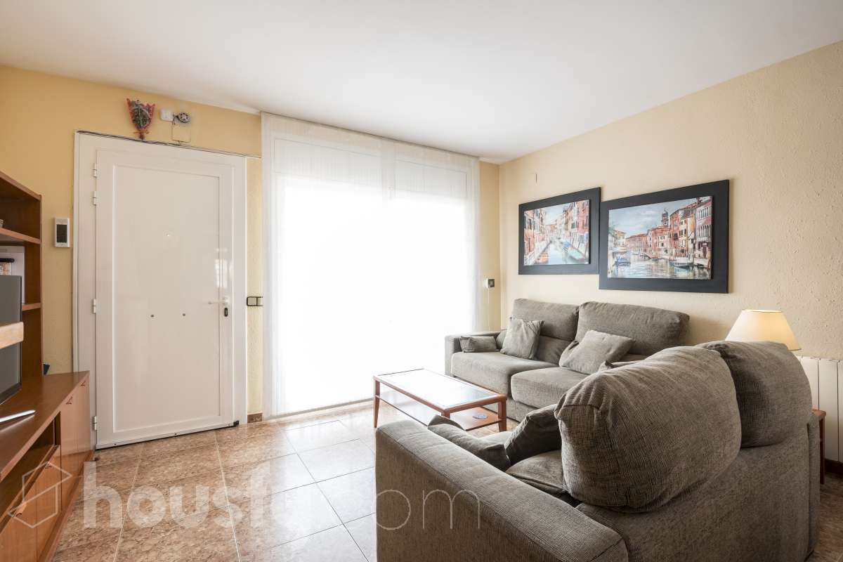 Casa en venta en Carrer del Vendrell,  Cubelles-4
