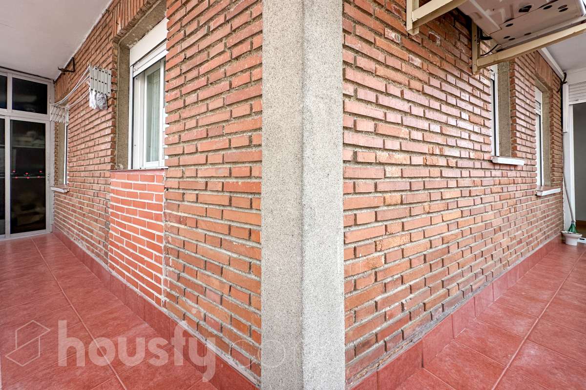 Piso en venta en Calle Solana de Luche, Latina, Madrid-1