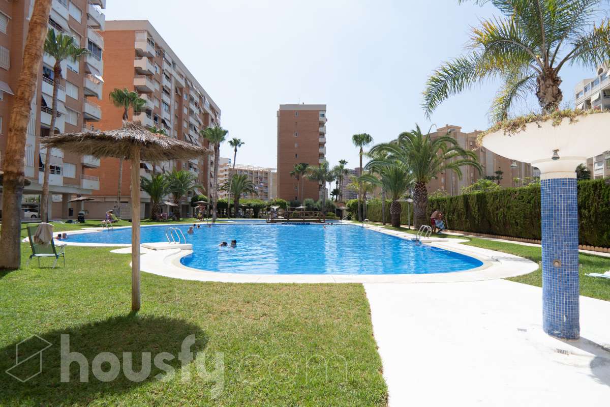 Piso en venta en AV OVIEDO, Playa de San Juan-El Cabo, Alicante / Alacant-0