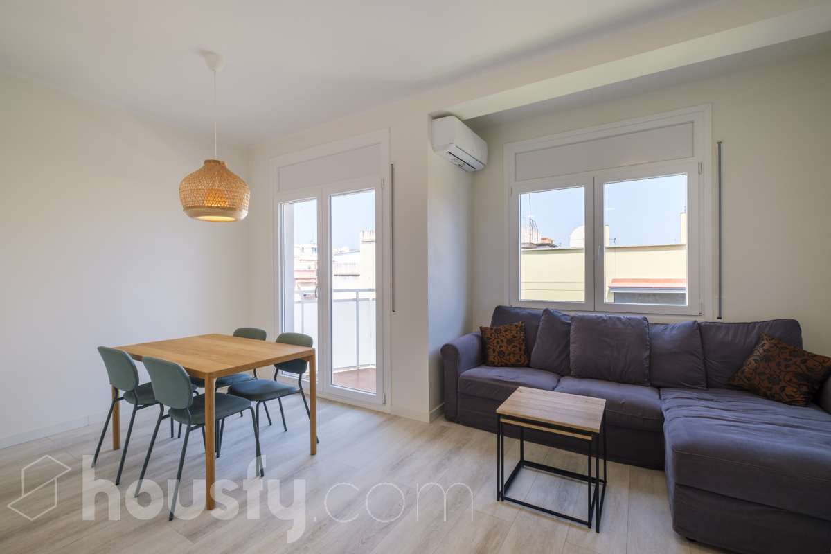 Piso en venta en Carrer del Segle XX, Horta Guinardó, Barcelona-1