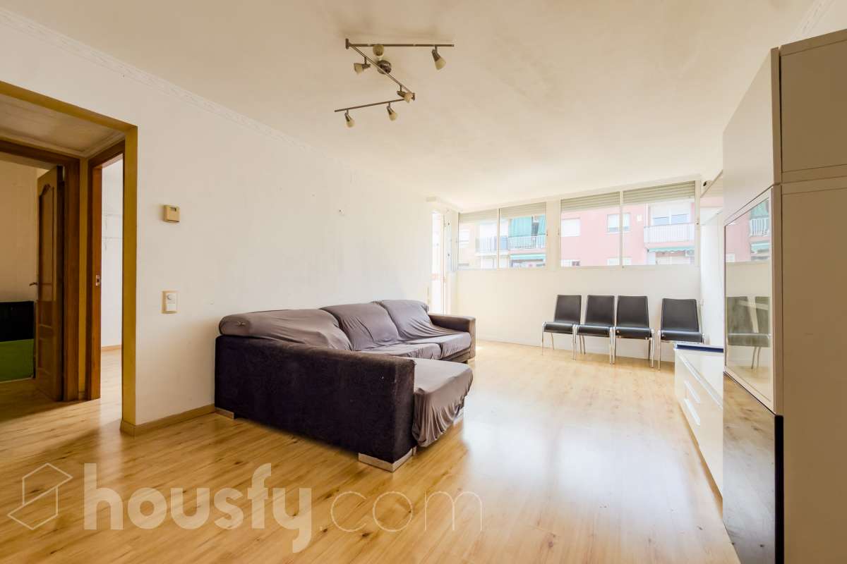 Piso en venta en Avinguda de la Generalitat,  Santa Coloma de Gramenet-1