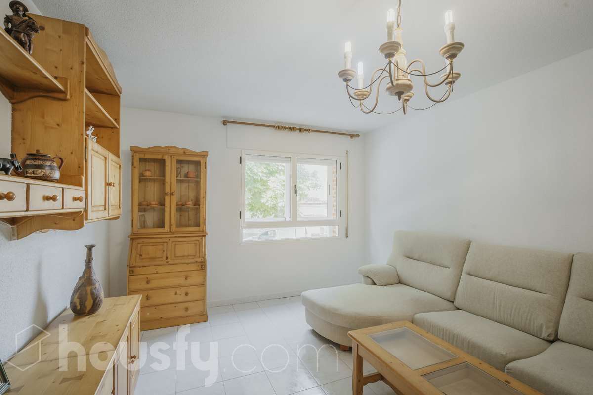 Piso en venta en Plaza Oriente,  Segovia-1