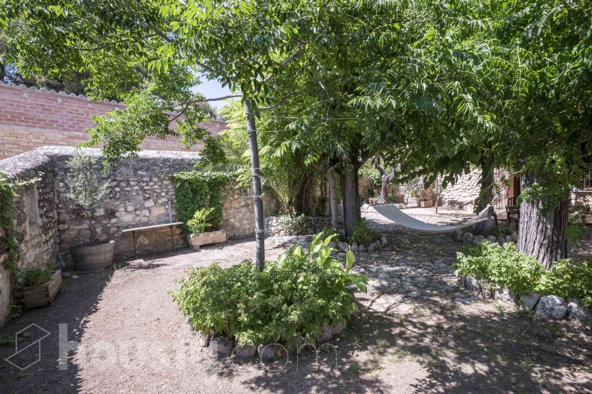 Casa en venta en Carrer Major,  Canyelles-4