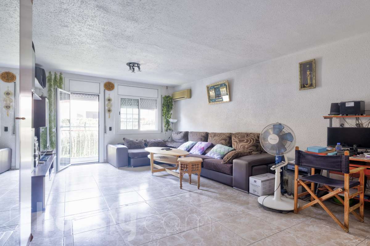 Piso en venta en Carrer d'Itàlia,  Mollet del Vallès-0