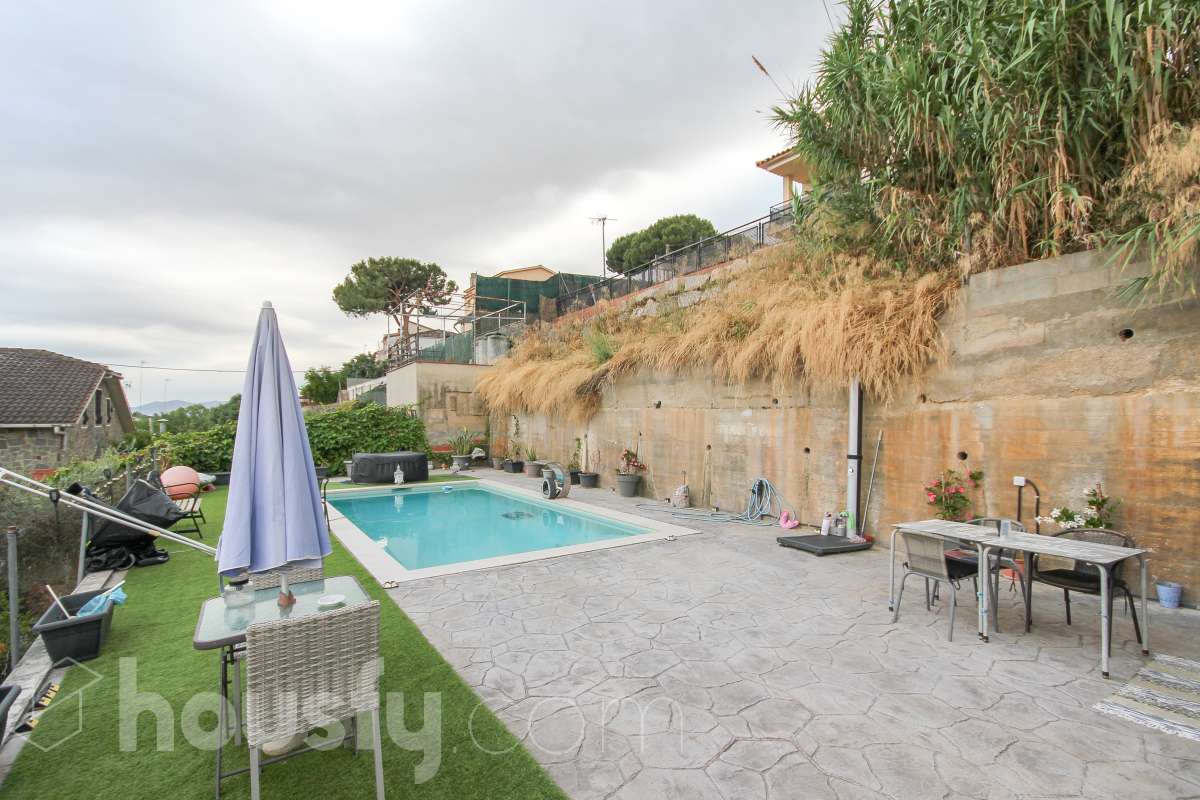 Casa en venta en Carrer d'Isidre Nonell,  Lliçà d'Amunt-3