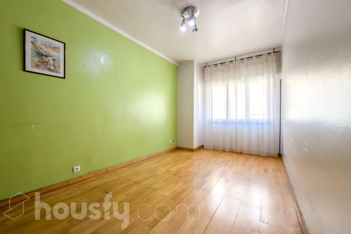 Piso en venta en CL BISMARCK, Horta Guinardó, Barcelona-0