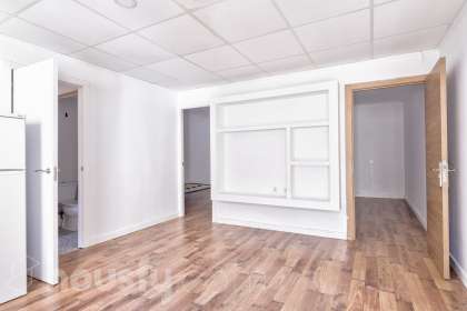 Casa en venta en CL ORA,, La Maurina, Terrassa-0
