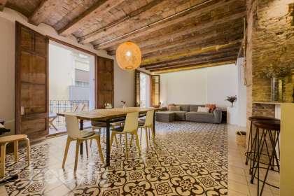 Piso en venta en Carrer Bonaire, Sant Pere - Santa Caterina i la Ribera, Barcelona-0
