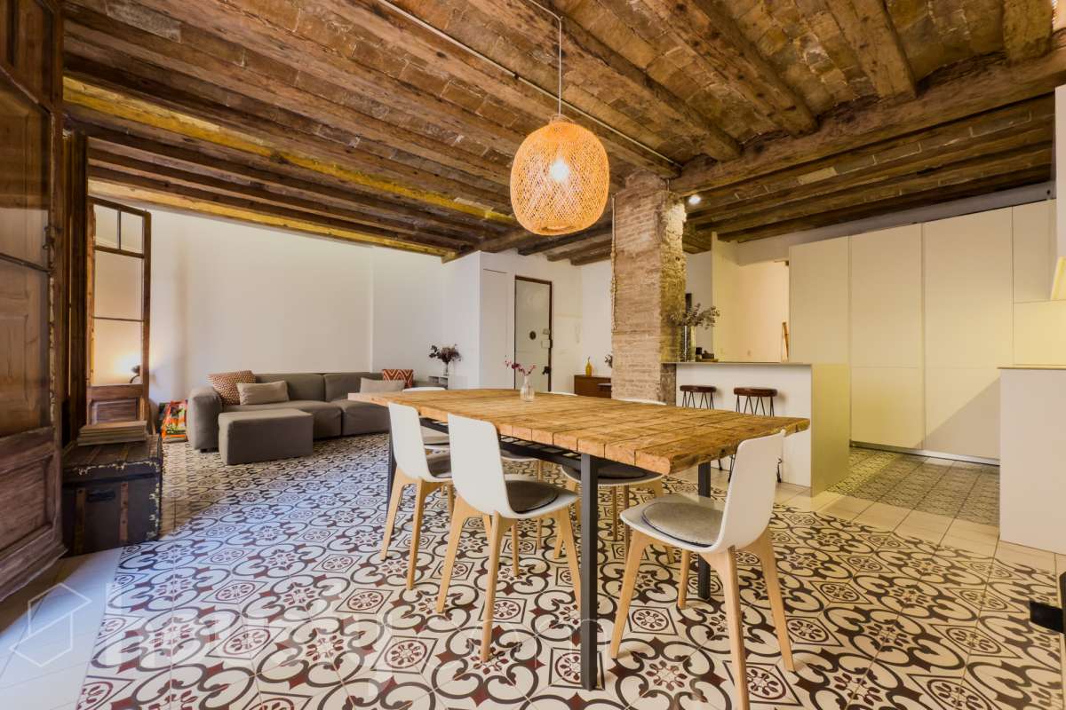 Piso en venta en Carrer Bonaire, Ciutat Vella, Barcelona-1