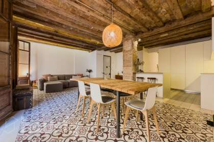 Piso en venta en Carrer Bonaire, Sant Pere - Santa Caterina i la Ribera, Barcelona-0