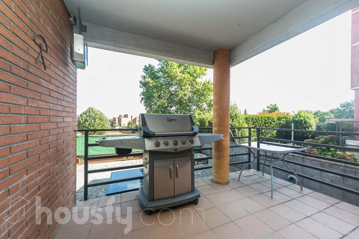 Casa en venta en Carrer Merce Font i Codina,  Vic-3