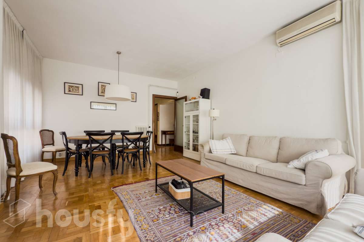 Piso en venta en Passatge de Forasté, Sarrià-Sant Gervasi, Barcelona-0