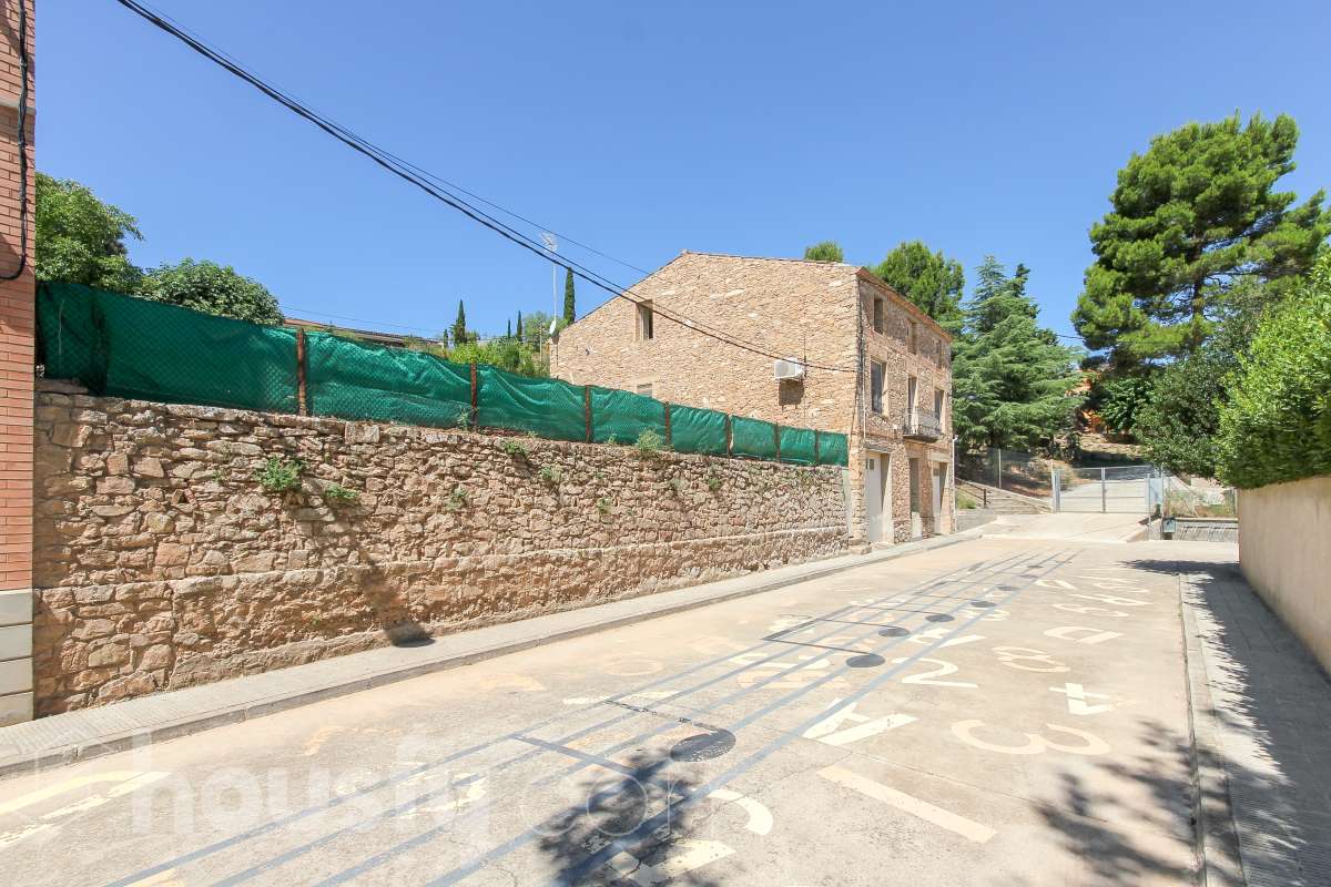 Casa en venta en Carrer Bonavista,  Sant Martí de Tous-1