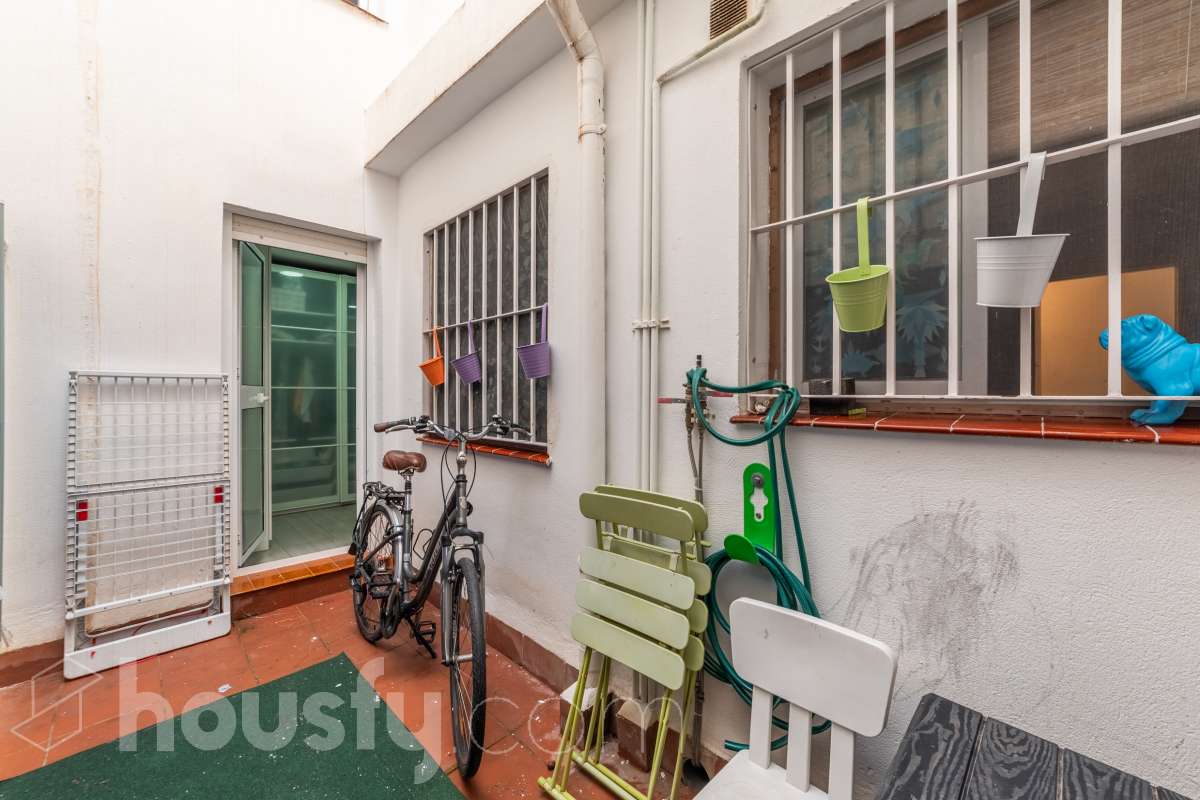 Piso en venta en CL OLLERIAS, Centro, Málaga-2