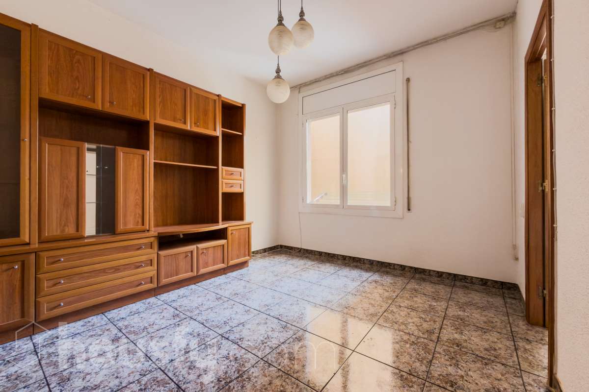 Piso en venta en CL TAULAT, Sant Martí, Barcelona-0