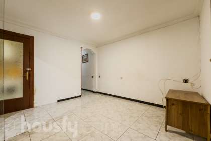 Piso en venta en Calle Natzaret, Artigas - Llefià, Badalona-0