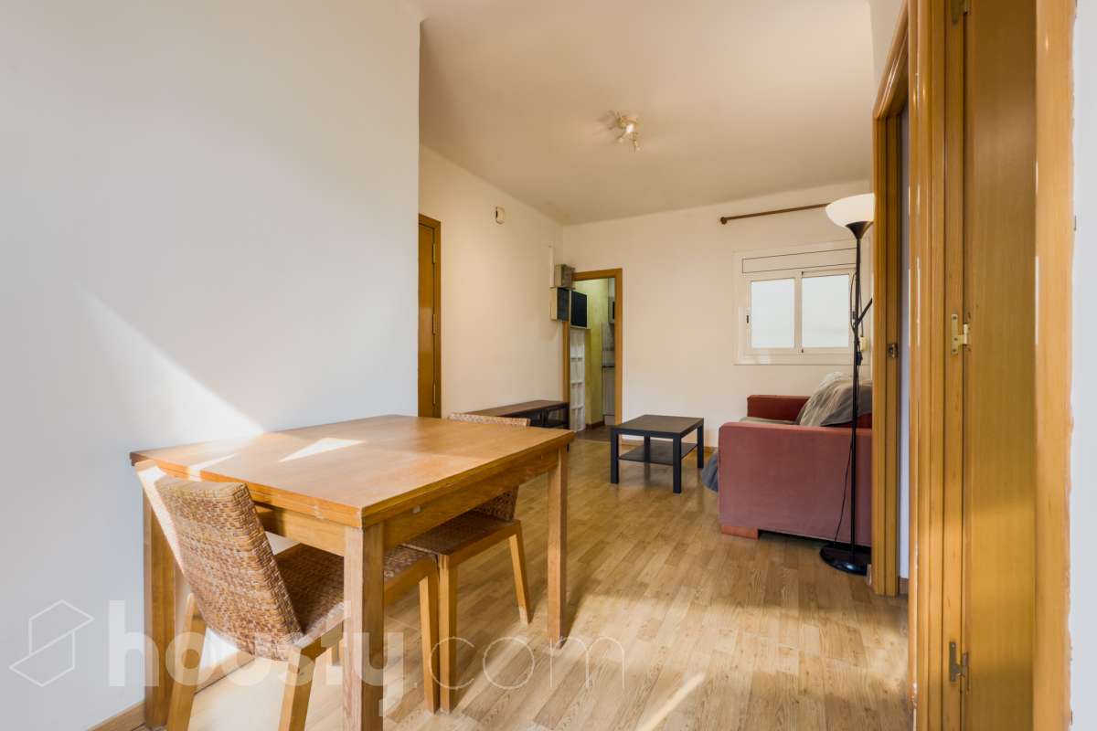 Piso en venta en Carrer Joan Salvat i Papasseit,  Sant Boi de Llobregat-1