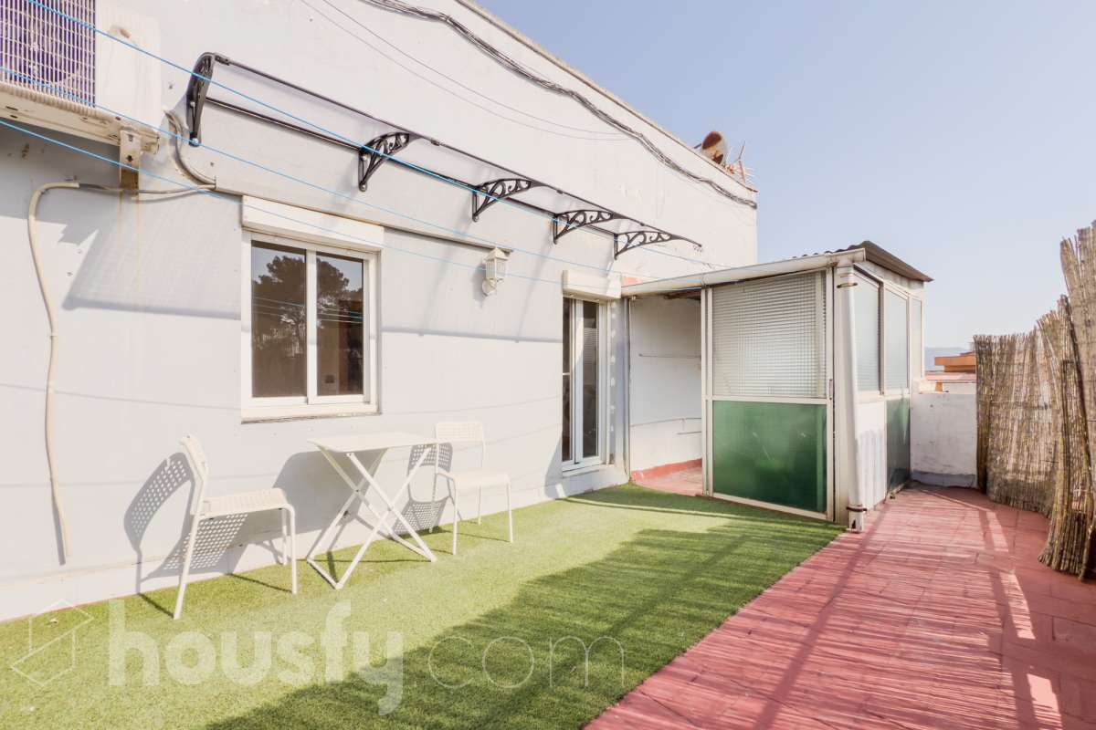 Piso en venta en Carrer Joan Salvat i Papasseit,  Sant Boi de Llobregat-0