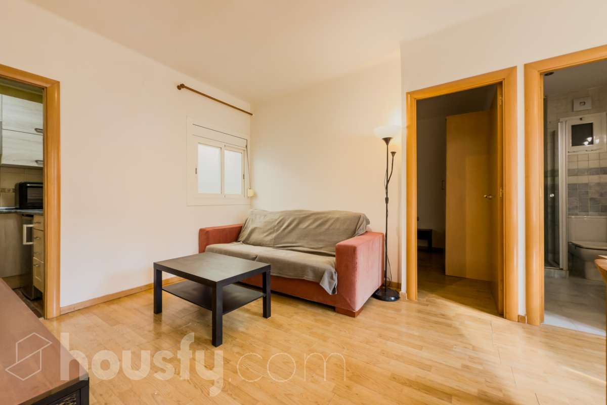 Piso en venta en Carrer Joan Salvat i Papasseit,  Sant Boi de Llobregat-3