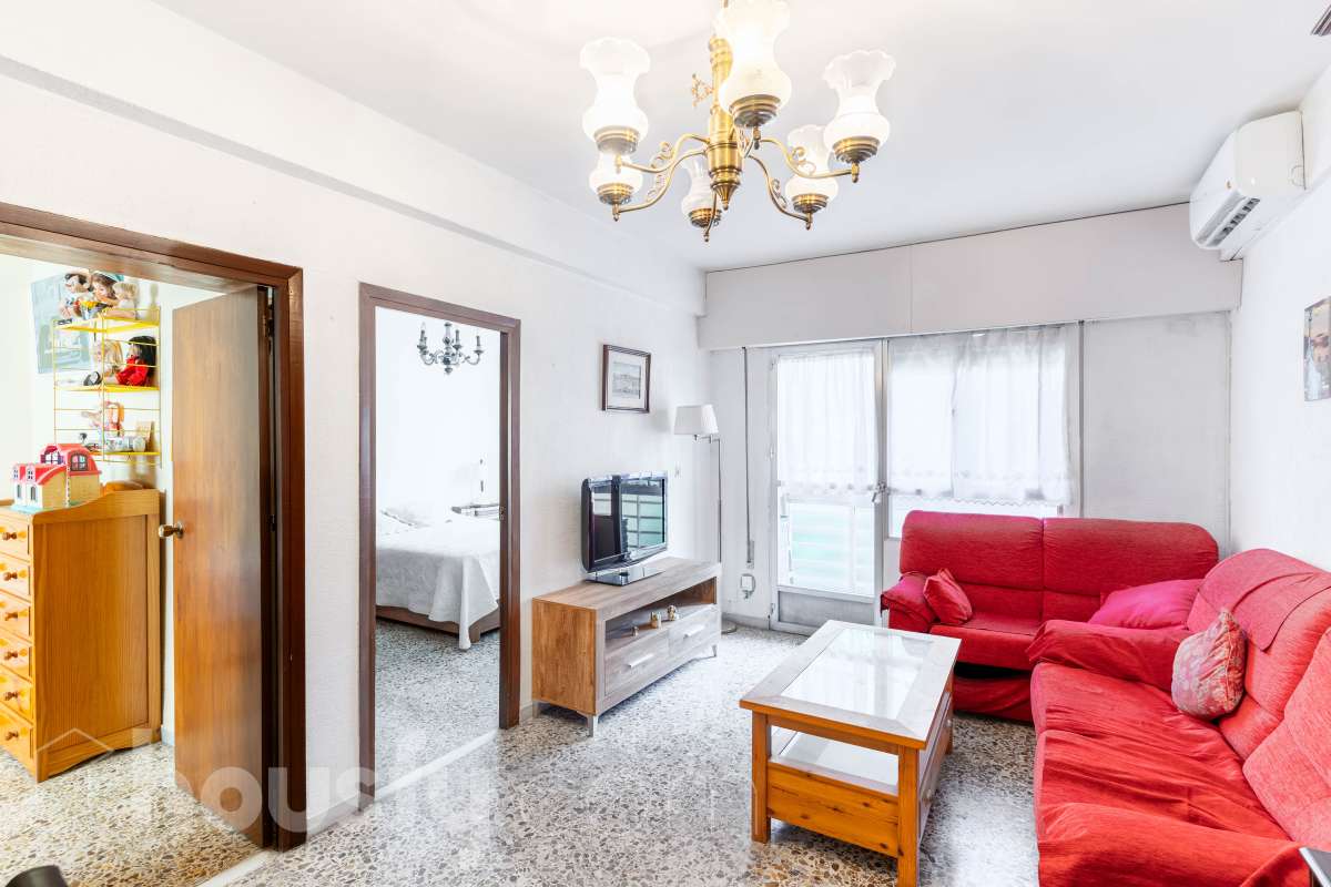 Piso en venta en Genoveses,  Almería-1