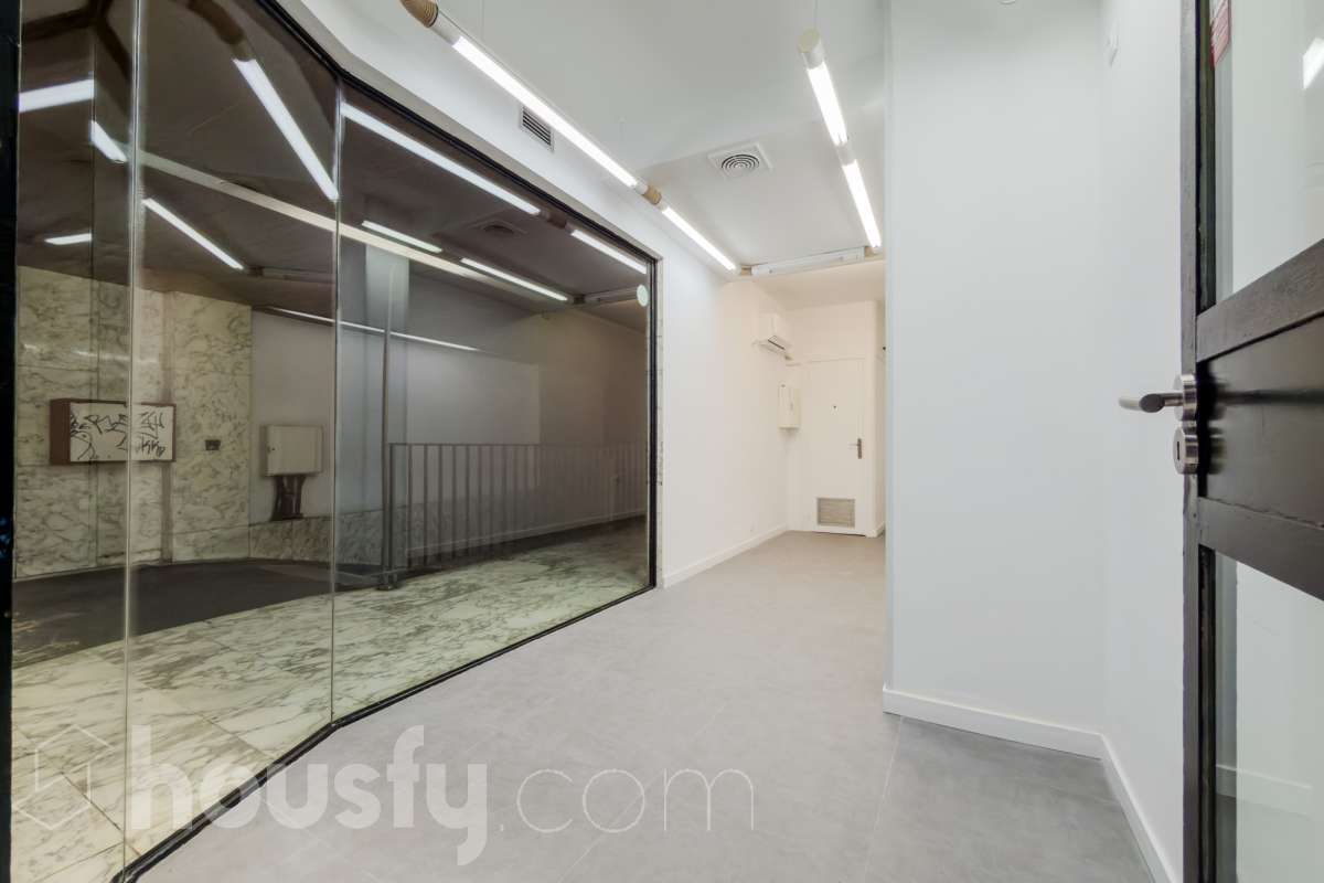 Local en venta en Carrer De Descartes, Sarrià-Sant Gervasi, Barcelona-2