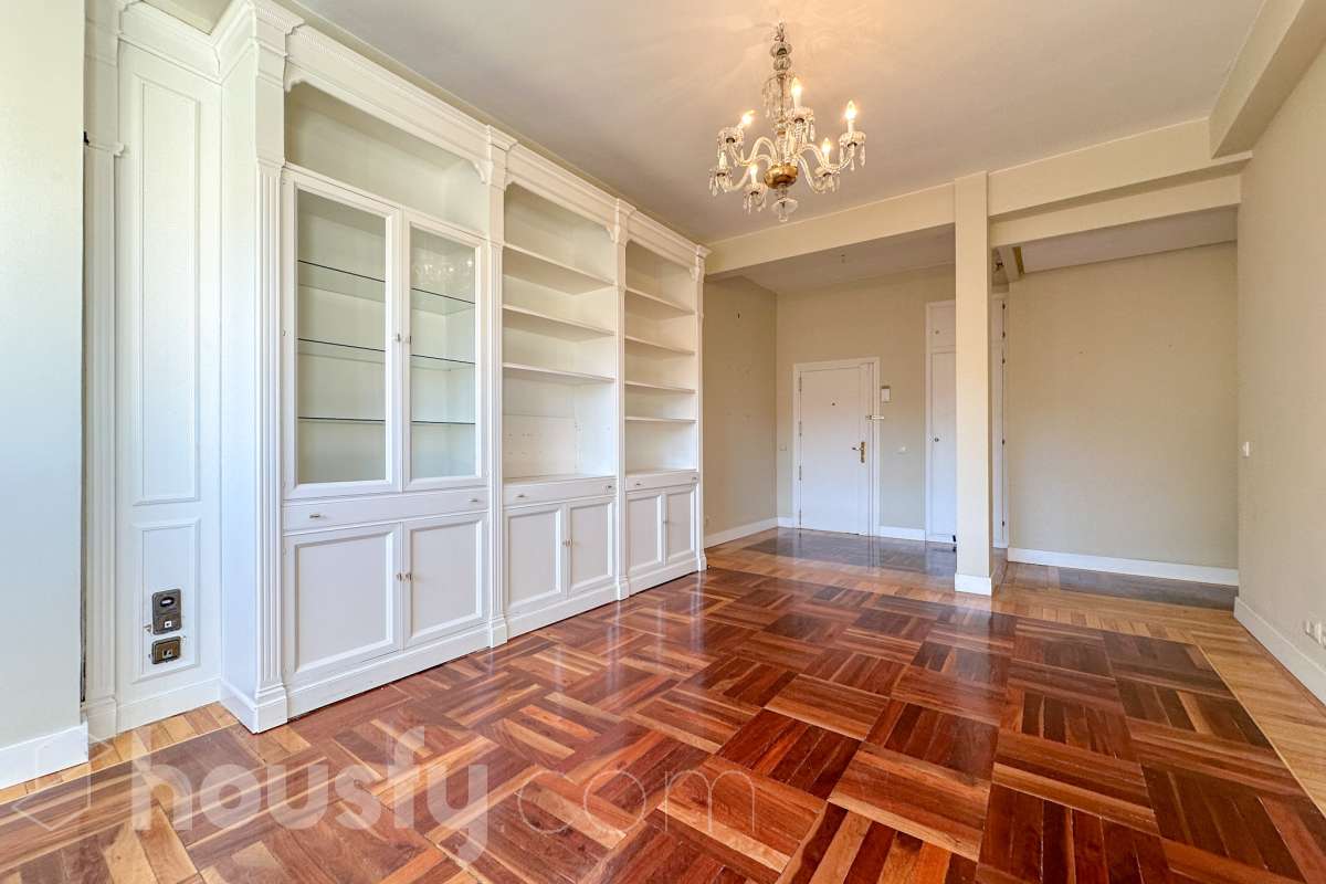 Piso en venta en Cl. Rio Rosas, Chamberí, Madrid-2