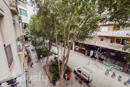 Piso en venta en Carrer de Tamarit, Sant Antoni, Barcelona-0